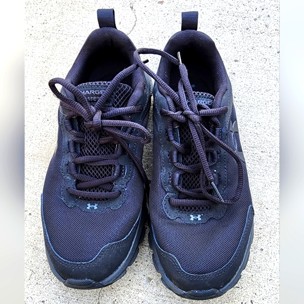 Under Armour Charger Assert Black Running Shoes Size 8